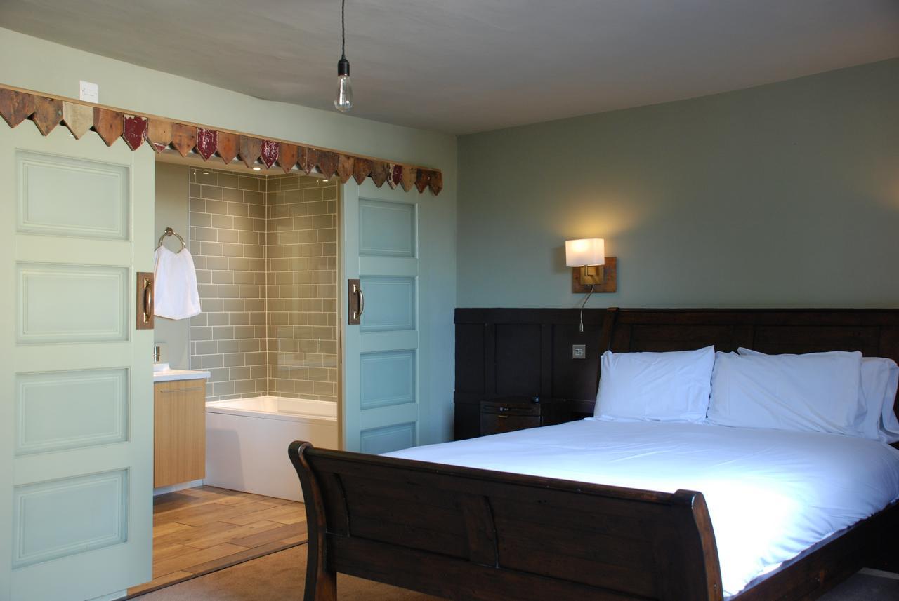 Alma Inn & Dining Rooms Харвич Экстерьер фото