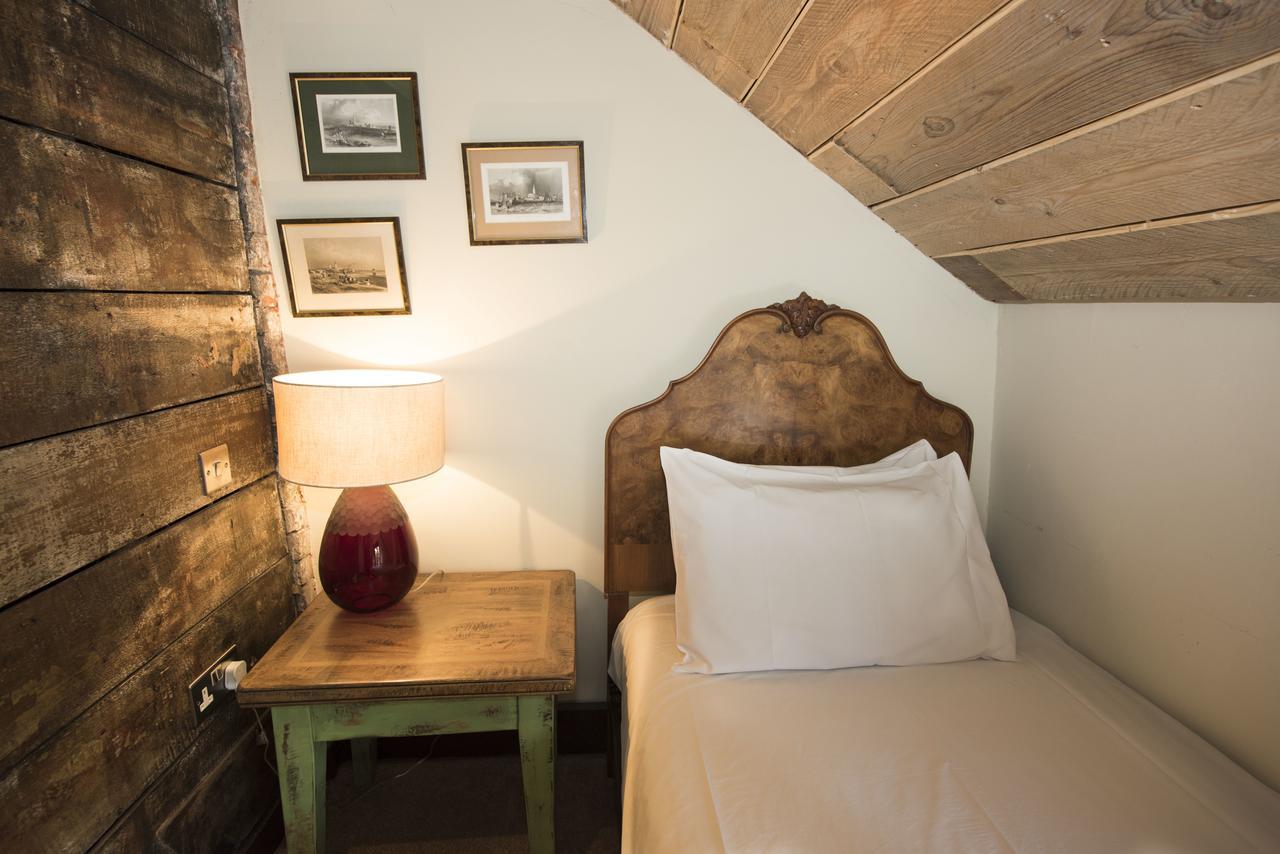 Alma Inn & Dining Rooms Харвич Экстерьер фото