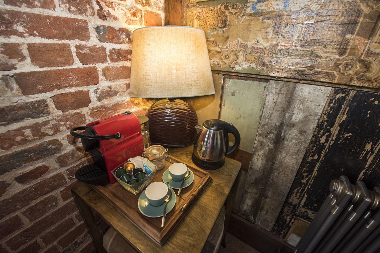Alma Inn & Dining Rooms Харвич Экстерьер фото
